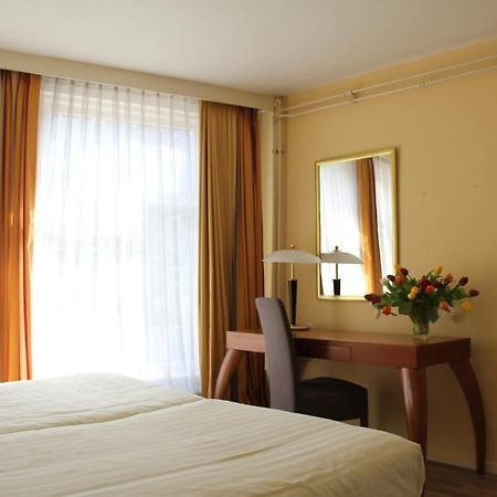 Hotel Alfa אמסטרדם מראה חיצוני תמונה