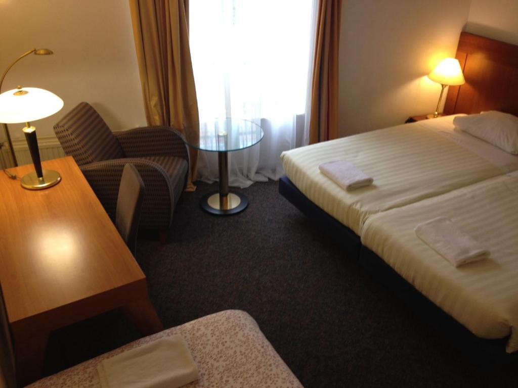 Hotel Alfa אמסטרדם חדר תמונה